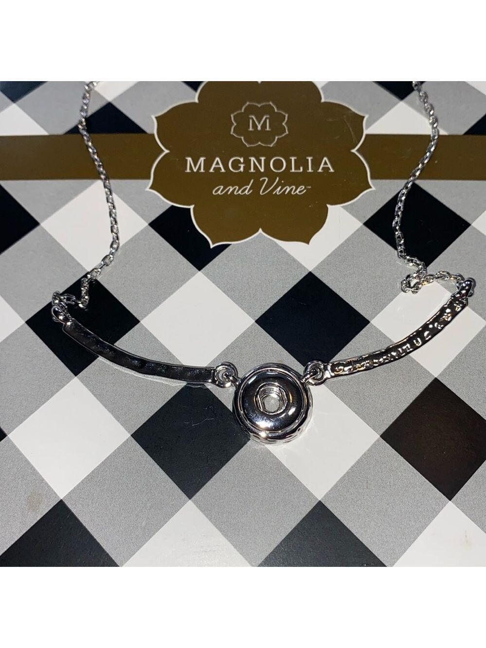 Magnolia and Vine Mini Unbridled hammered metal necklace, 17”, new, 1 mini snap